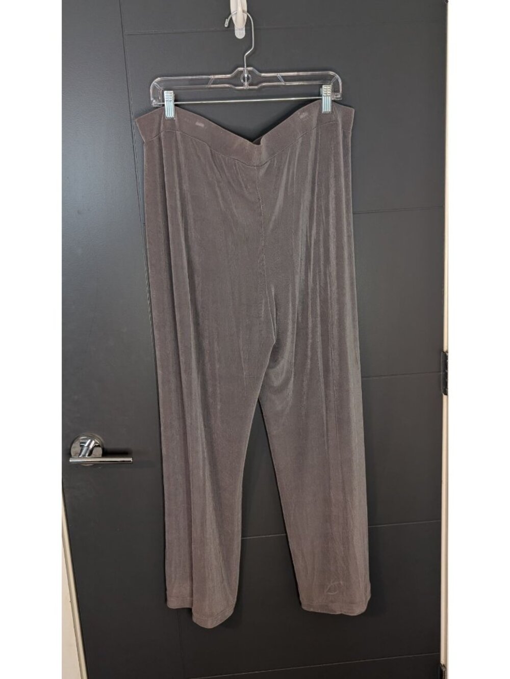 Chicos Travelers Gray Pull-On Wide-Leg Pants Size 3 Tall - Picture 2 of 5